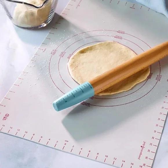 Pampered Chef Pastry Mat - Picture 4 of 5